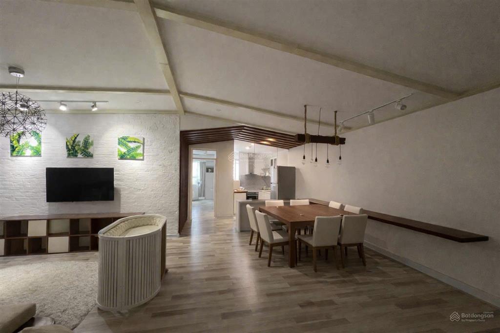 Chính chủ bán gấp căn hộ 130m siêu đẹp 34t  n05 hoàng đao thuý  giá tốt