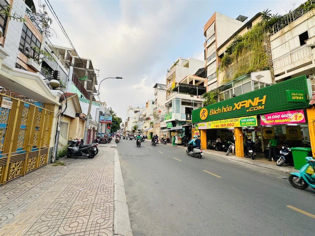 Cho thuê tòa nhà mặt tiền trần quang diệu quận 3