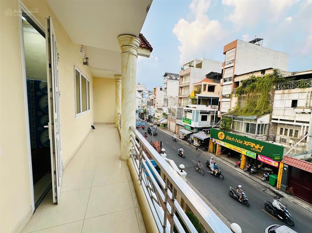 Cho thuê tòa nhà mặt tiền trần quang diệu quận 3