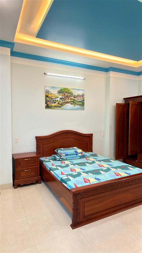 Chủ nhà bán nhà mặt phố đường n1, khu 550, vincom dĩ an