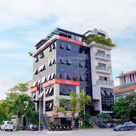 Cho thuê tòa nhà  tổ hợp restaurant  karaoke  bar  rooftop  quang minh, mê linh