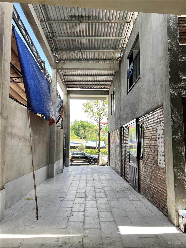 Bán nhà mt hà huy giáp vị trí đẹp, dt 8x32m