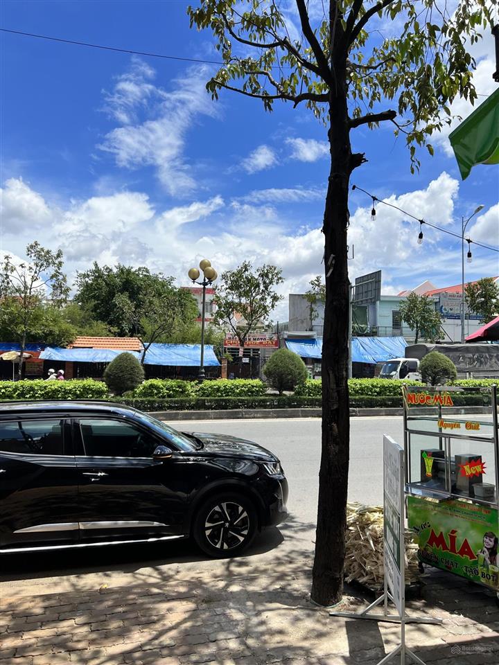 Bán nhà mt hà huy giáp vị trí đẹp, dt 8x32m