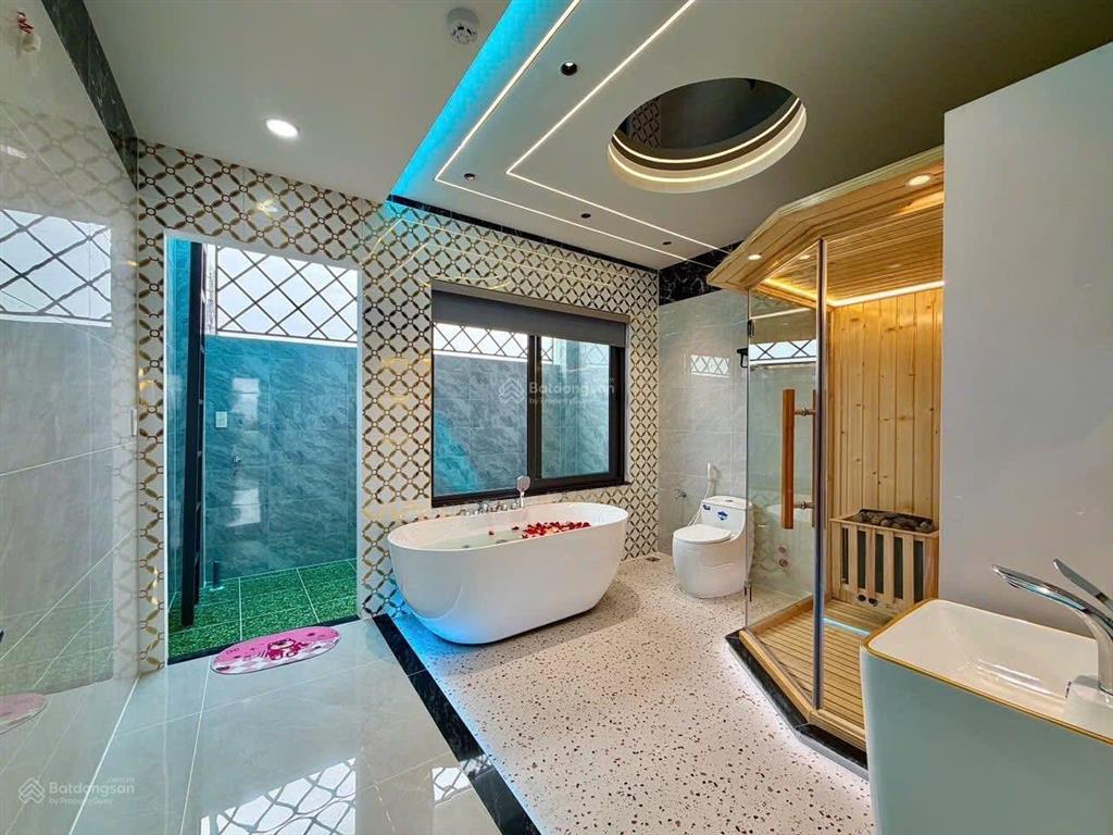 Bán nhà mới kdc an sương nội thất đầy đủ