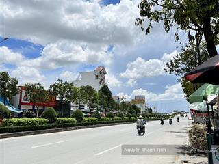 Bán đất 2 mặt tiền trước  sau đường hà huy giáp