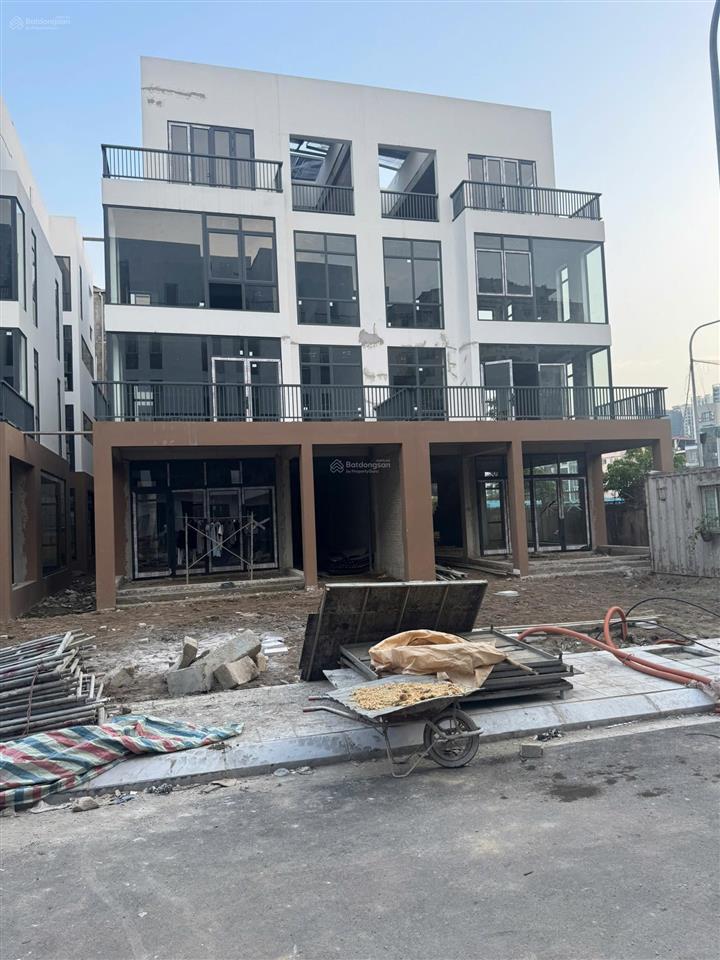 Cc bán nhà tại ngõ 61 lạc trung, 81m2, 5 tầng, có thương lượng