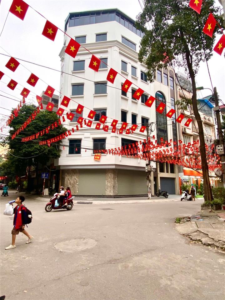 Cho thuê nhà làm vp, kdol 7 tầng lô góc có thang máy, pccc, dt 60m2, nhiều tiện ích