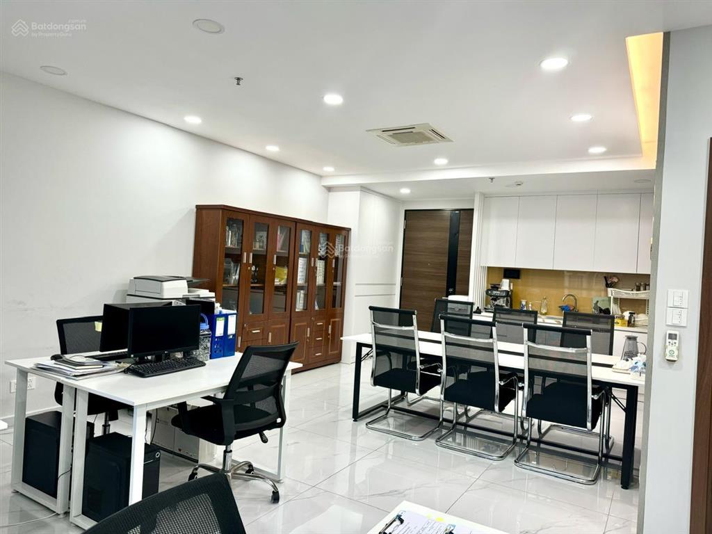 Chính chủ cần bán shophouse phú mỹ hưng sát hồ bán nguyệt 90m 2pn giá chỉ 9,5 tỷ (tl)