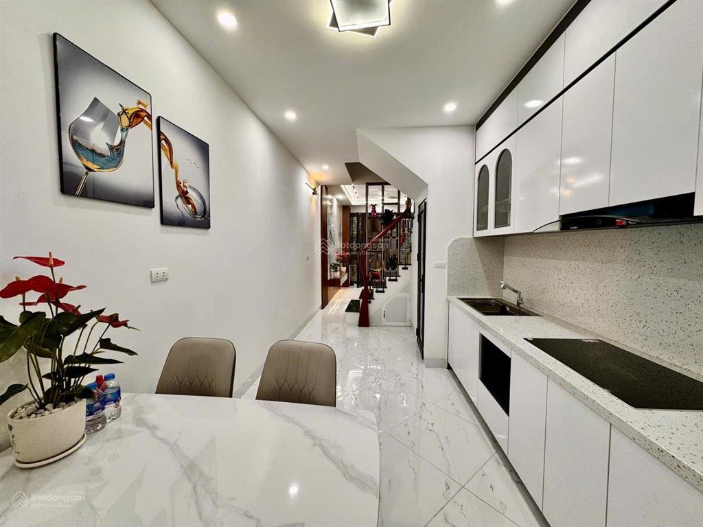 Chính chủ bán nhà số 32 ngõ 109/30 quan nhân 33m 4 tầng giá hơn 8 tỷ  ngõ thông