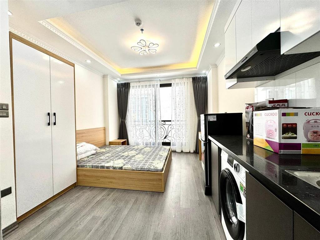 Bán nhà đội cấn 40m 6 tầng xây mới thang máy 11.68 tỷ