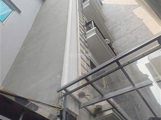 Bán nhà đội cấn 40m 6 tầng xây mới thang máy 11.68 tỷ