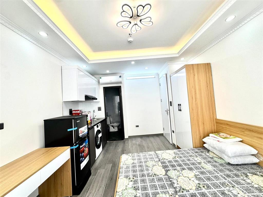 Bán nhà đội cấn 40m 6 tầng xây mới thang máy 11.68 tỷ