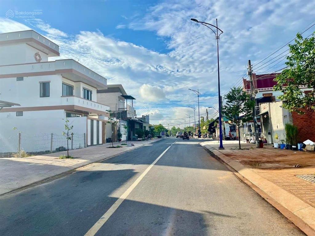 Cc bán đất nền hàng hiếm mặt tiền chu văn an, an phước, huyện long thành, giá thỏa thuận, 120m2