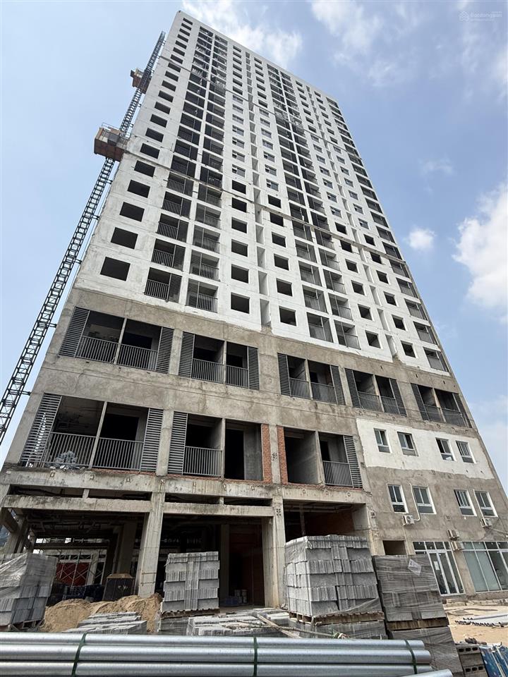 Officetel căn 30,45m2 giá 1tỷ3 thanh toán 70% độ cao trần 5m50 căn hộ mặt tiền tô ngọc vân thủ đức