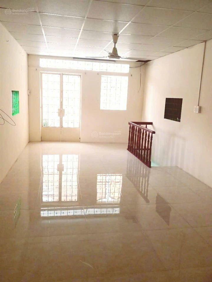 Bán gấp nhà 3 tầng đường thành thái, f 14 quận 10, giá 4,5 tỷ