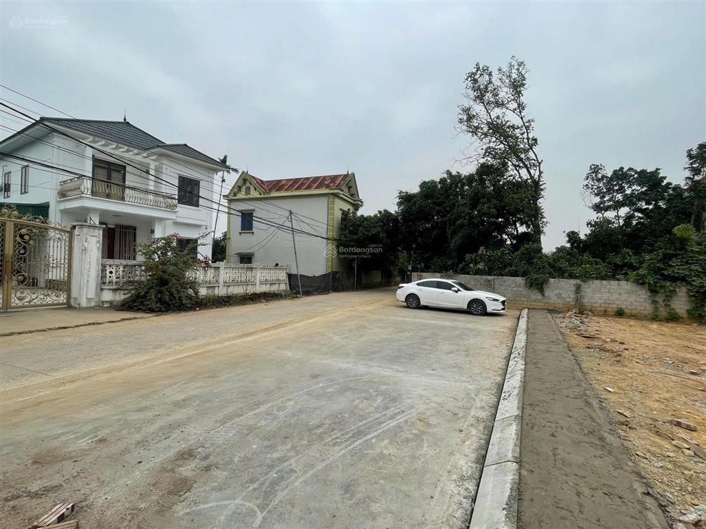 Cần tiền trả ngân hàng bán gấp mảnh đất lô góc tại xuân mai  hn .dt 80,3m2 1 tỷ250.  0876 882 ***
