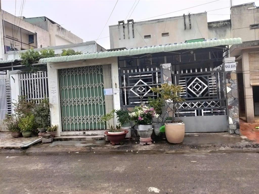 Nhà cấp 4 phường đức long  phan thiết diện tích 90m2 giá 2,2 tỷ  0941 401 ***