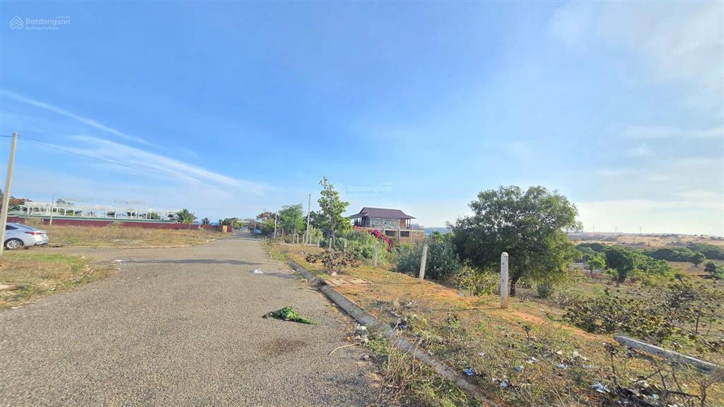 Bán 11.489m2 đất hòa thắng, bắc bình, bình thuận  ngang 96,98m nở hậu 126,38m  giá 35 tỷ