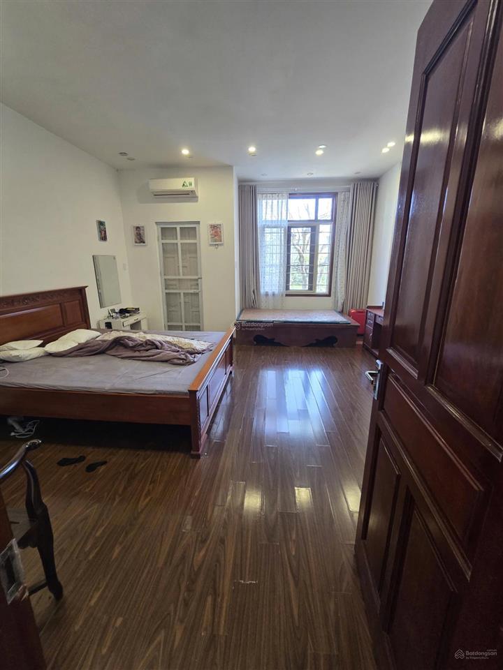 Bán nhà 2,5 tầng nguyễn đăng giai full nội thất, giá chỉ nhỉnh hơn đất 300tr giâ 13ty2 lvcc