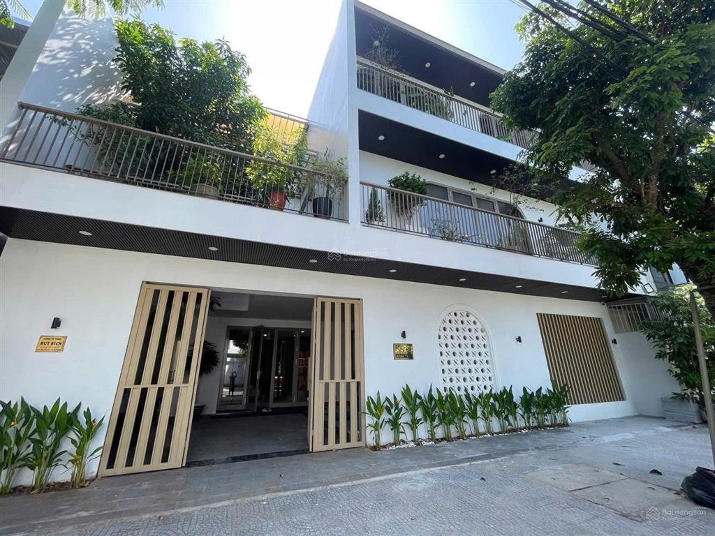 Bán hoặc cho thuê villa 270m(15x18) đường anh thơ, 6pn 6wc giá thuê 95tr  giá bán 29ty5 e đức lvcc