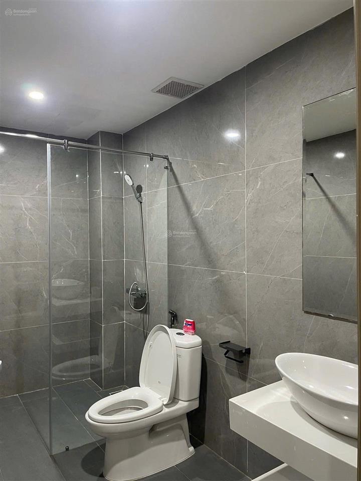 Bán hoặc cho thuê villa 270m(15x18) đường anh thơ, 6pn 6wc giá thuê 95tr  giá bán 29ty5 e đức lvcc