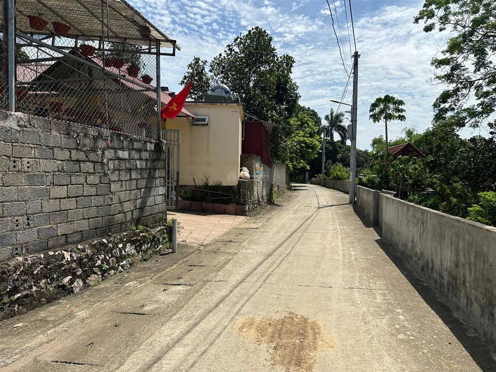Hàng mới ra giá gốc f0 chỉ 1,46 tỷ ở chương mỹ  mặt đường nhà nước 6m  cạnh trường học