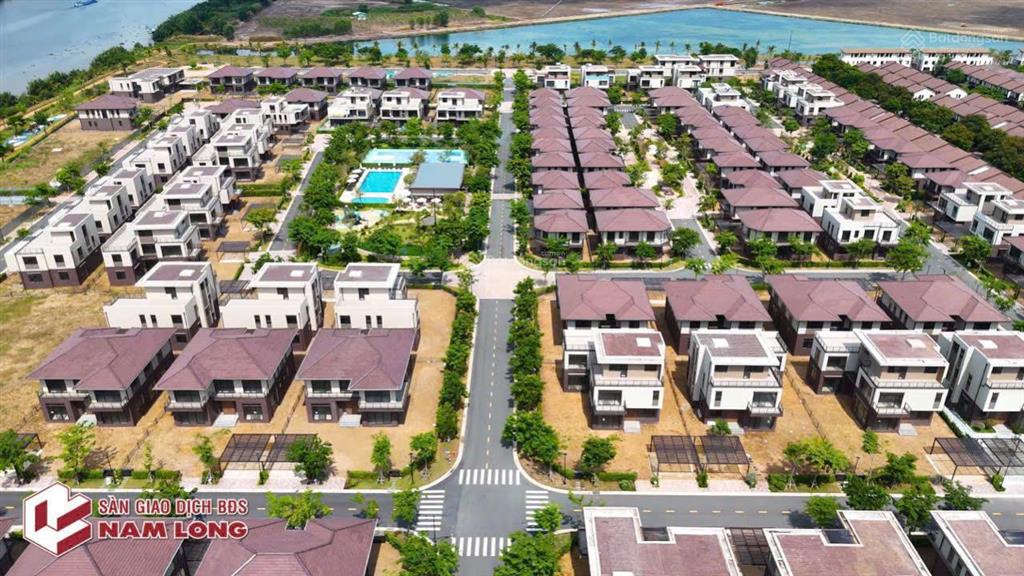 Biệt thự 300m2 trực tiếp cđt thanh toán tiến độ giá chỉ 11.5 tỷ,  0933 068 *** mr. đạt