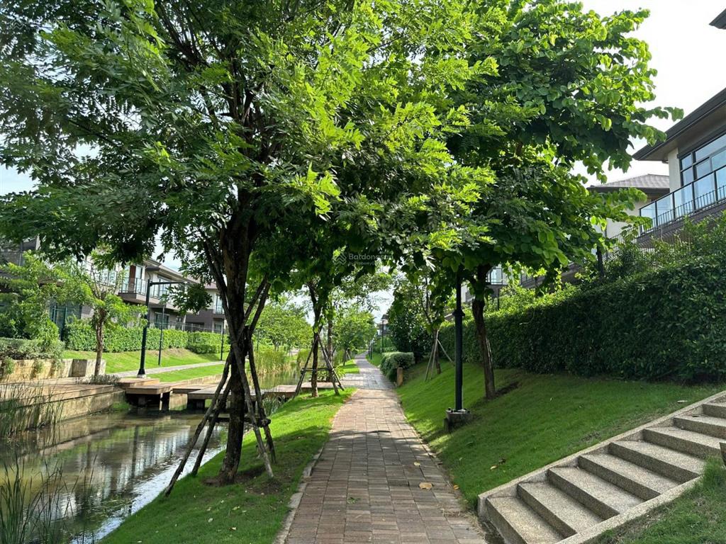 Biệt thự 300m2 trực tiếp cđt thanh toán tiến độ giá chỉ 11.5 tỷ,  0933 068 *** mr. đạt