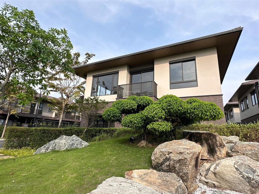 Cần bán gấp căn biệt thự song lập ngay công viên giá tốt nhất thị trường 6.7 tỷ   0933 068 ***