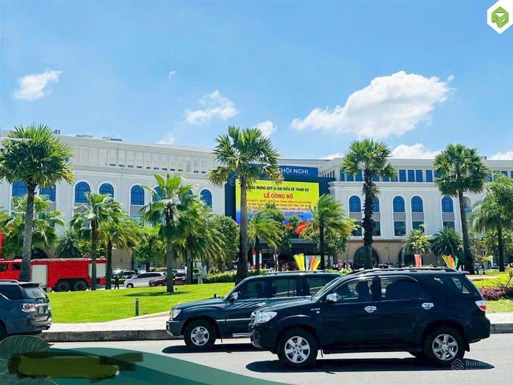 Bán nhà phố aqua city, 8 tỷ vnd, 160m2, đã nhận nhà và đang ra sổ hồng.