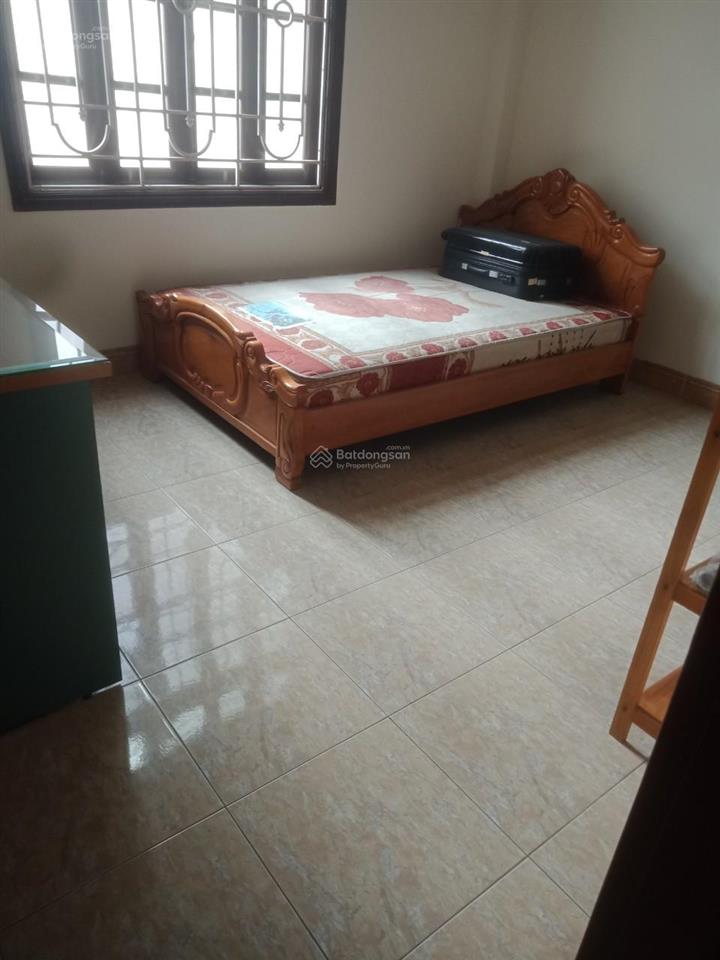 Cho thuê nhà riêng 40m2, 4 tầng ô tô đỗ cửa gần công viên hòa bình 12tr