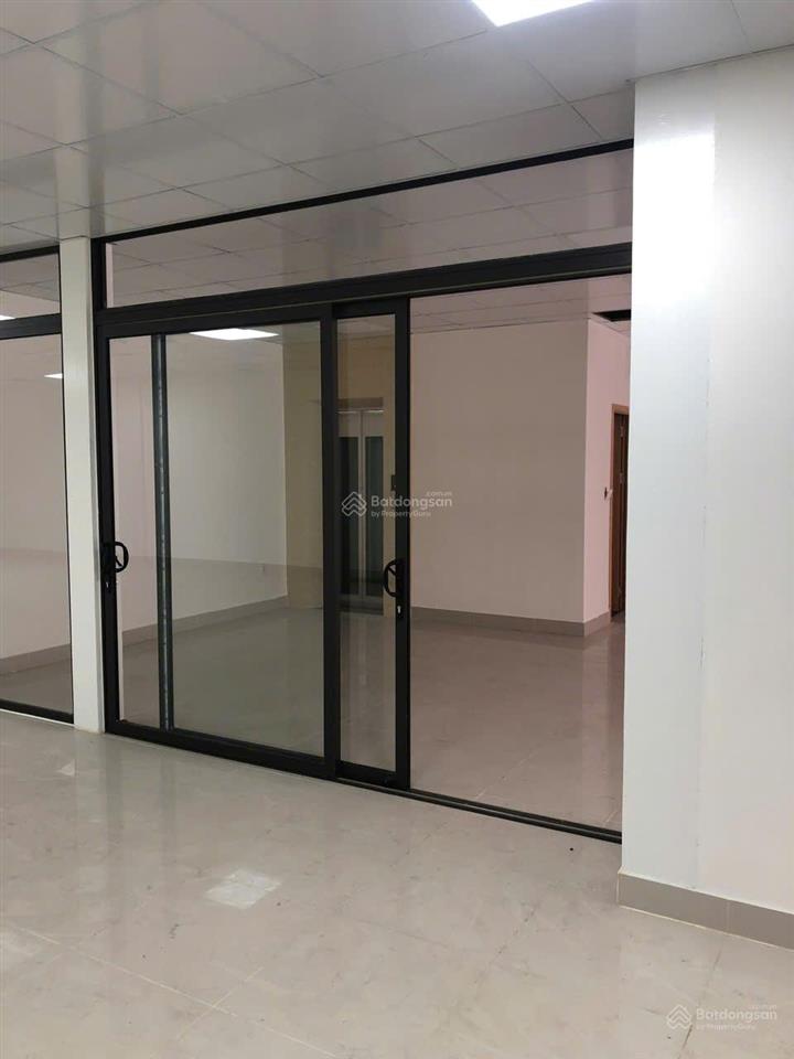 Cho thuê tòa nhà mặt tiền rộng gần 14 m trung tâm hải châu, đn