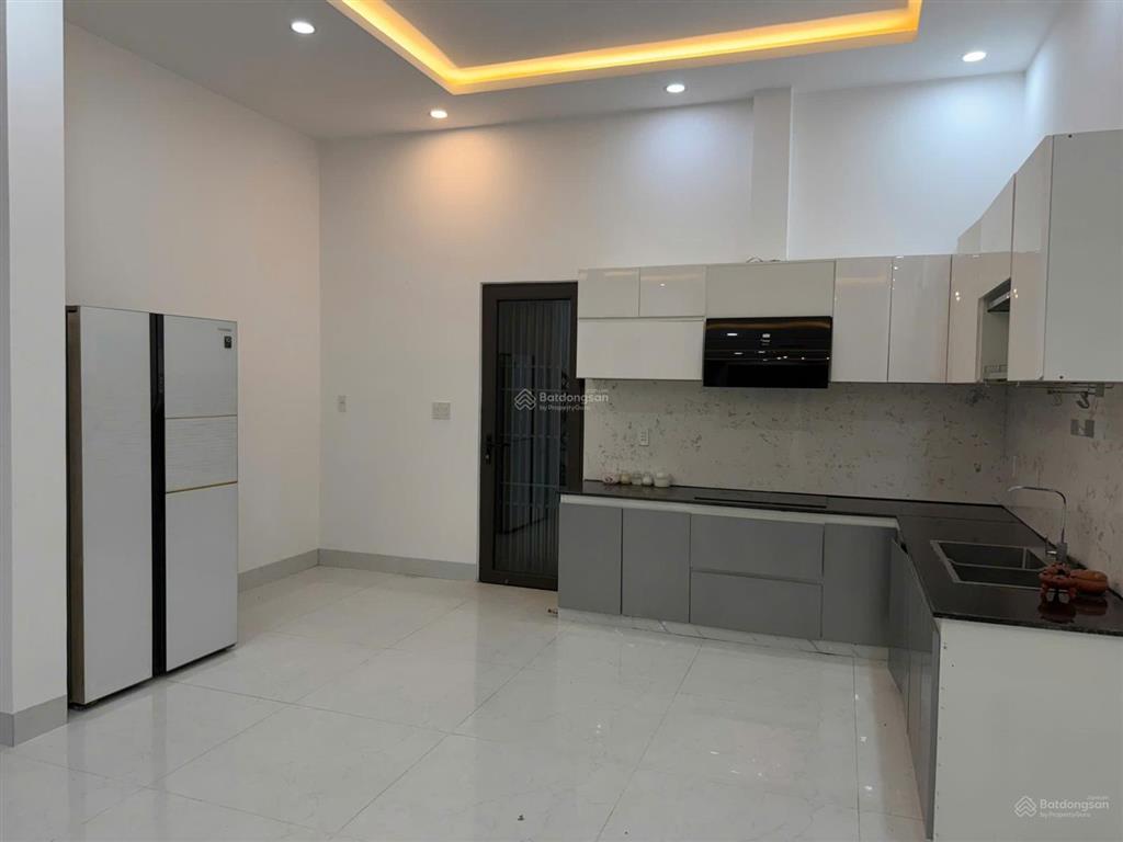 Nhà cho thuê 2 mặt tiền đường hói kiểng nam hoà xuân