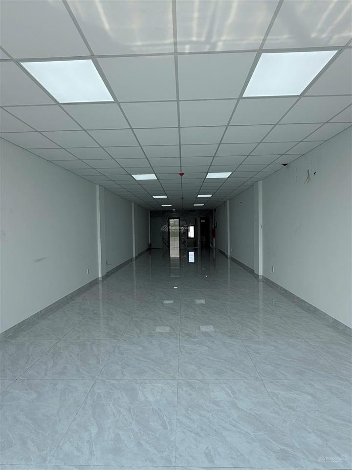 Nhà cho thuê 5 tầng mặt tiền nguyễn phước lan, đà nẵng
