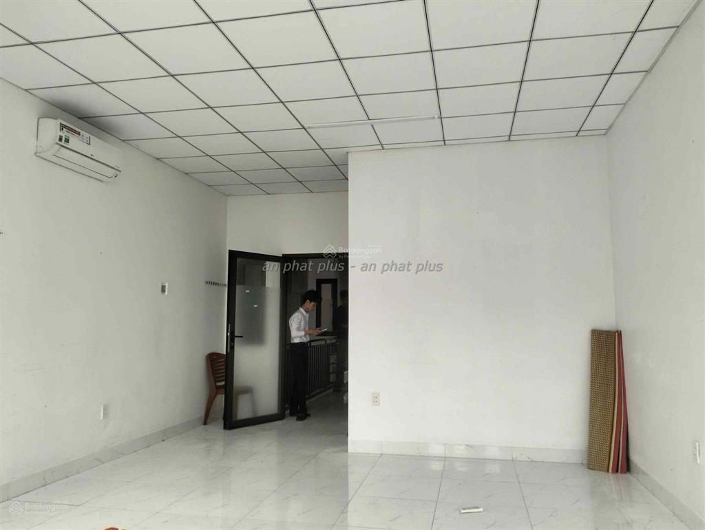 Nhà cho thuê 4 tầng mặt tiền phan đăng lưu  có thang máy