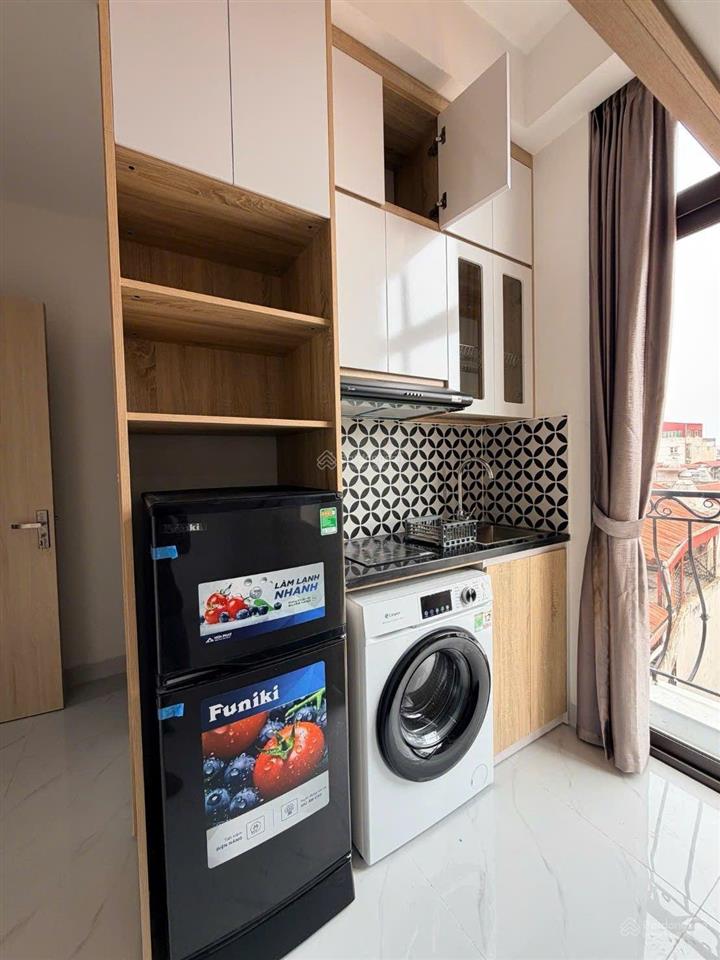 Siêu phẩm dòng tiền mới kinh kong  đường láng  lõi đống đa  8 tầng thang máy  22 phòng khép kín