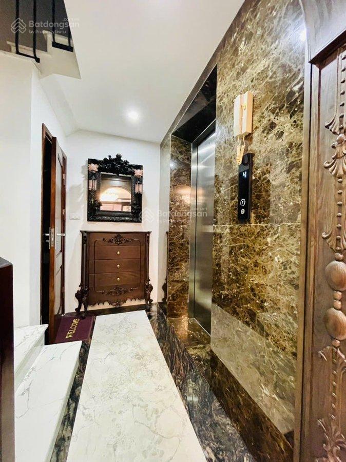 Chính chủ bán nhà đẹp mới lê trọng tấn  thang máy  ngõ thông  20m ra oto tránh  dt 49m  7tầng