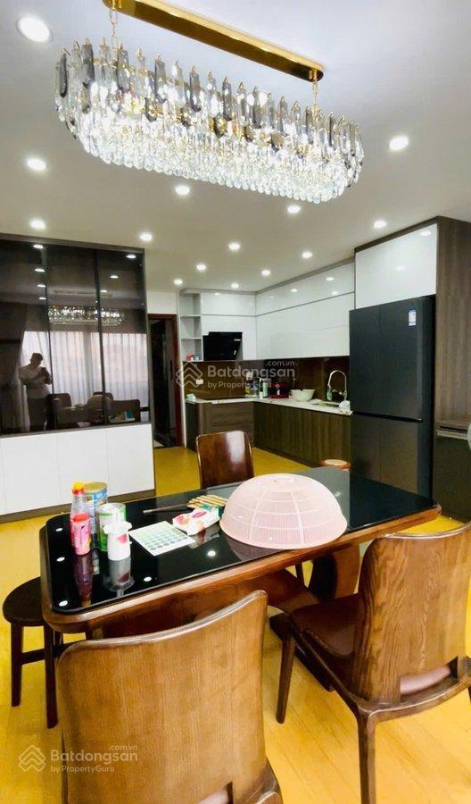 Chính chủ bán nhà đẹp mới lê trọng tấn  thang máy  ngõ thông  20m ra oto tránh  dt 49m  7tầng