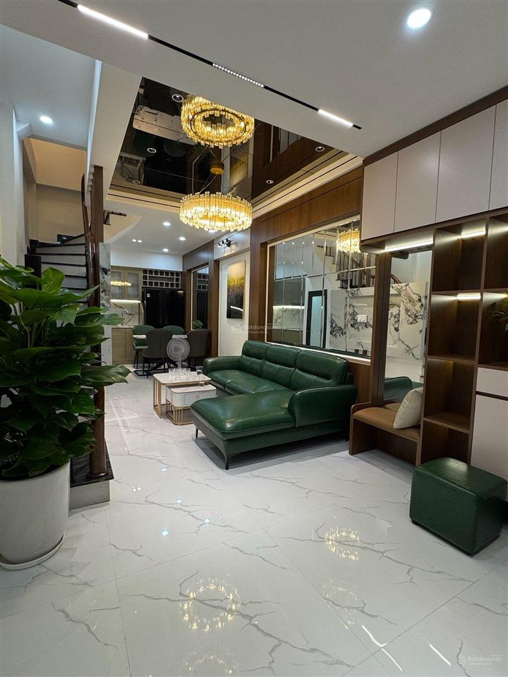 Chính chủ bán nhà mới đẹp tân mai  hoàng mai  nội thất xịn  ngõ thông  38m2 * 5 tầng  hơn 9tỷ