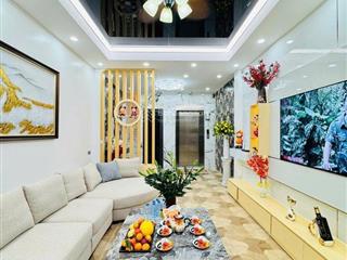 Siêu phẩm tân mai hoàng mai  thang máy nội thất xịn  ngõ thông 10m raôtô dt 42m *5 tầng * mt4m