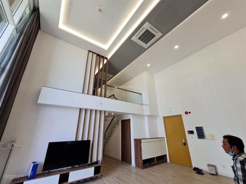 Cho thuê căn hộ duplex vista verde, 5 phòng ngủ, 80tr/tháng. 0867 979 ***