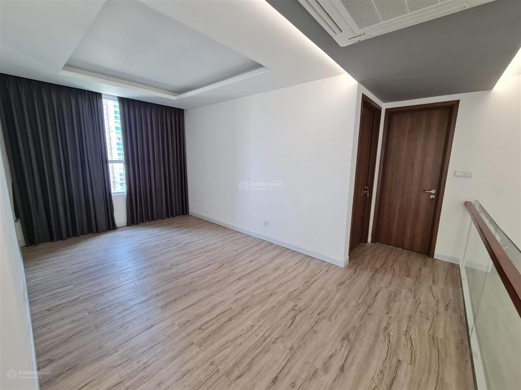 Cho thuê căn hộ duplex vista verde, 5 phòng ngủ, 80tr/tháng. 0867 979 ***
