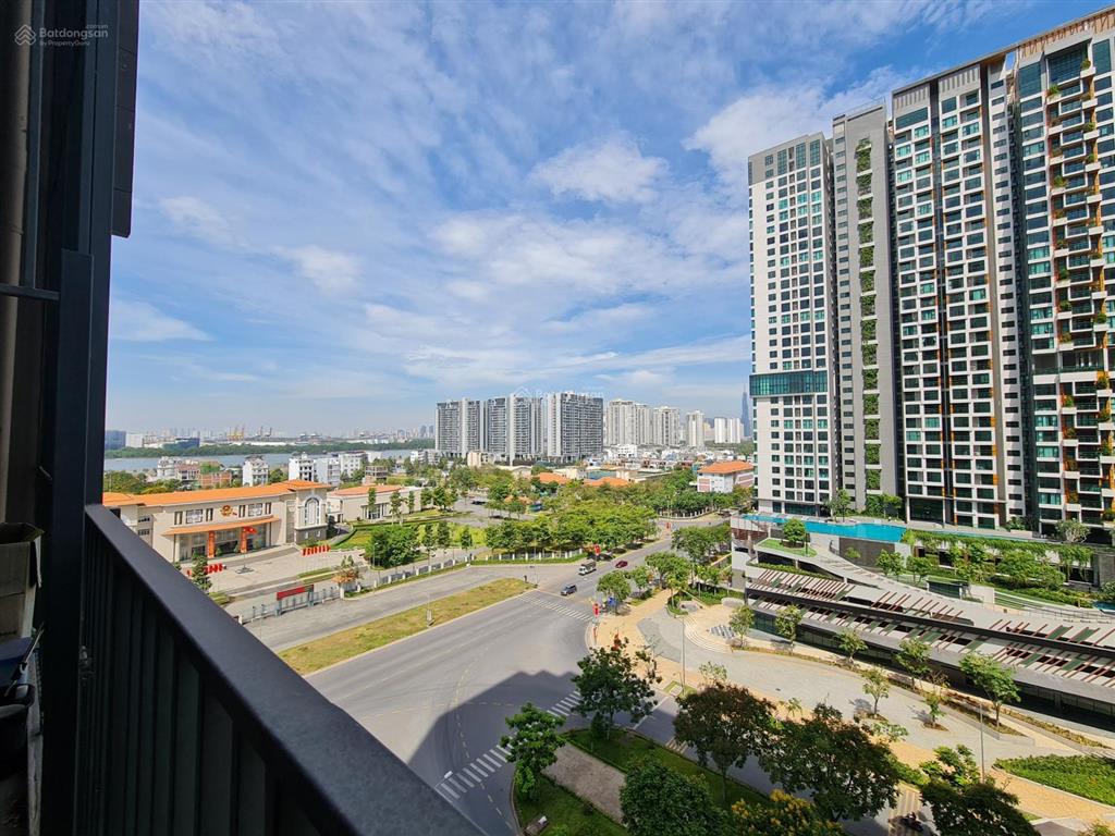 Cho thuê căn hộ duplex vista verde, 5 phòng ngủ, 80tr/tháng. 0867 979 ***
