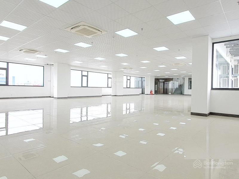 Lê đức thọ, sàn 130m2 thoáng đẹp lộng lẫy cần cho thuê gấp giá 17tr/th