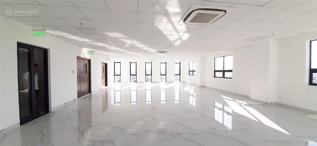 Cho thuê sàn vp 120m² mặt phố thái hà, full kính, view thoáng, giá 21 triệu/tháng