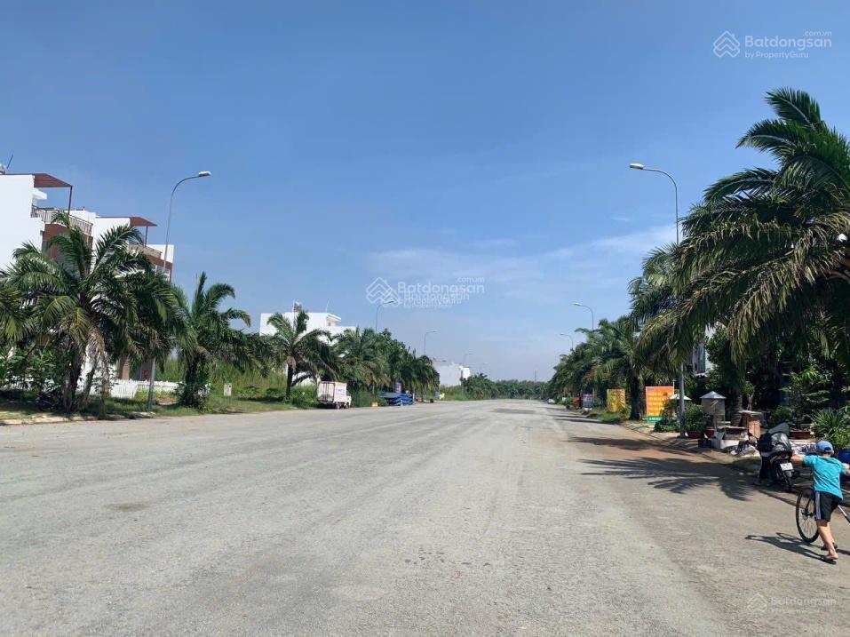 Nền đất phố trục đường 40m giá chỉ 42tr/m2