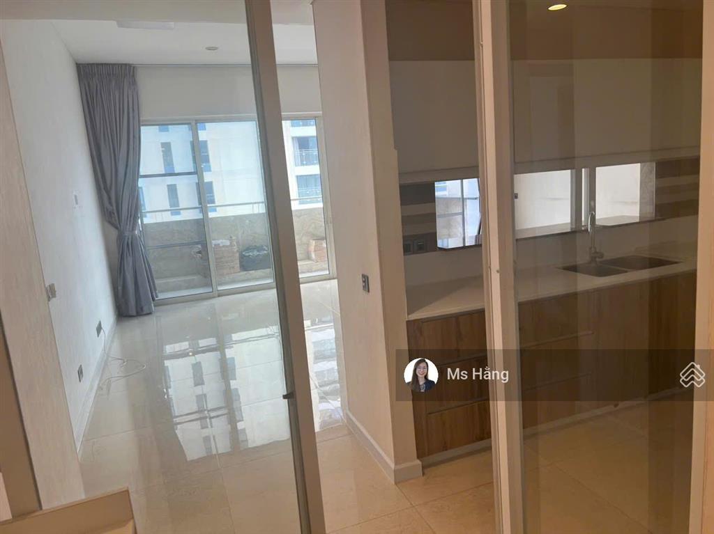 Cho thuê căn 2pn + 1, 124m2 tại the estella, giá 34 triệu vnd.  0938 960 *** hằng xem nhà