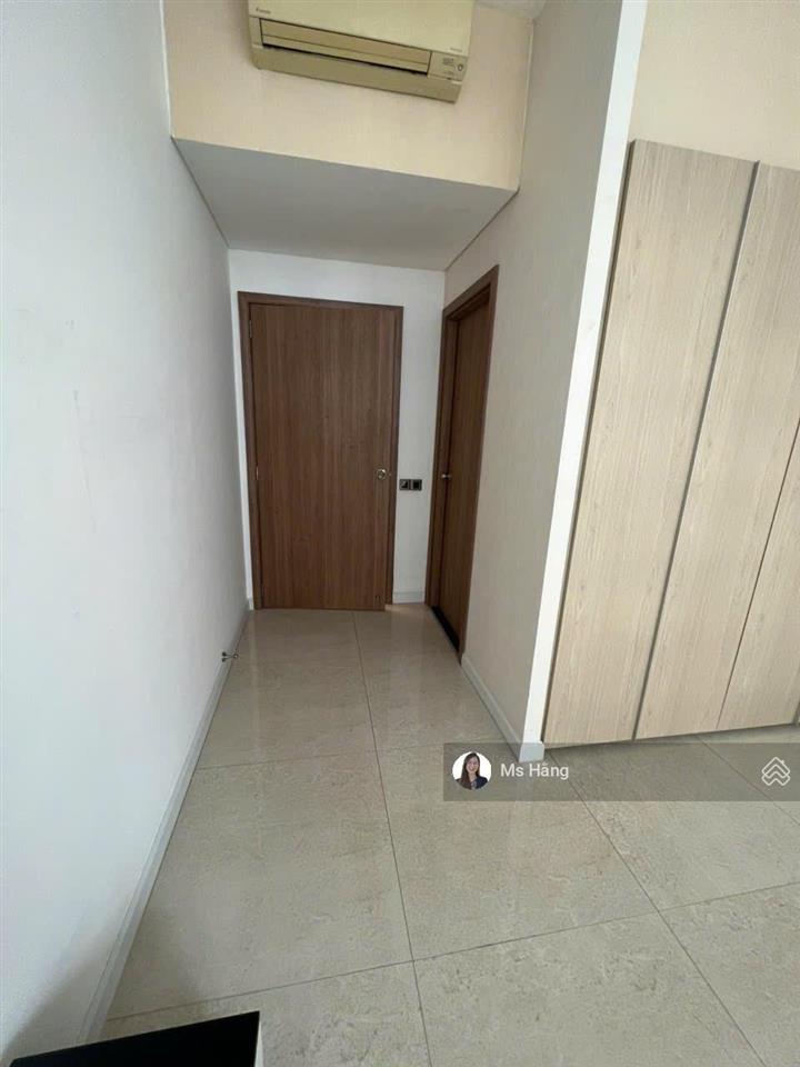 Cho thuê căn 2pn + 1, 124m2 tại the estella, giá 34 triệu vnd.  0938 960 *** hằng xem nhà