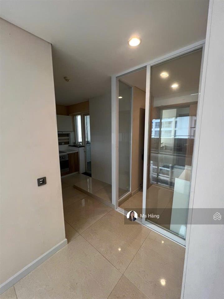 Cho thuê căn 2pn + 1, 124m2 tại the estella, giá 34 triệu vnd.  0938 960 *** hằng xem nhà