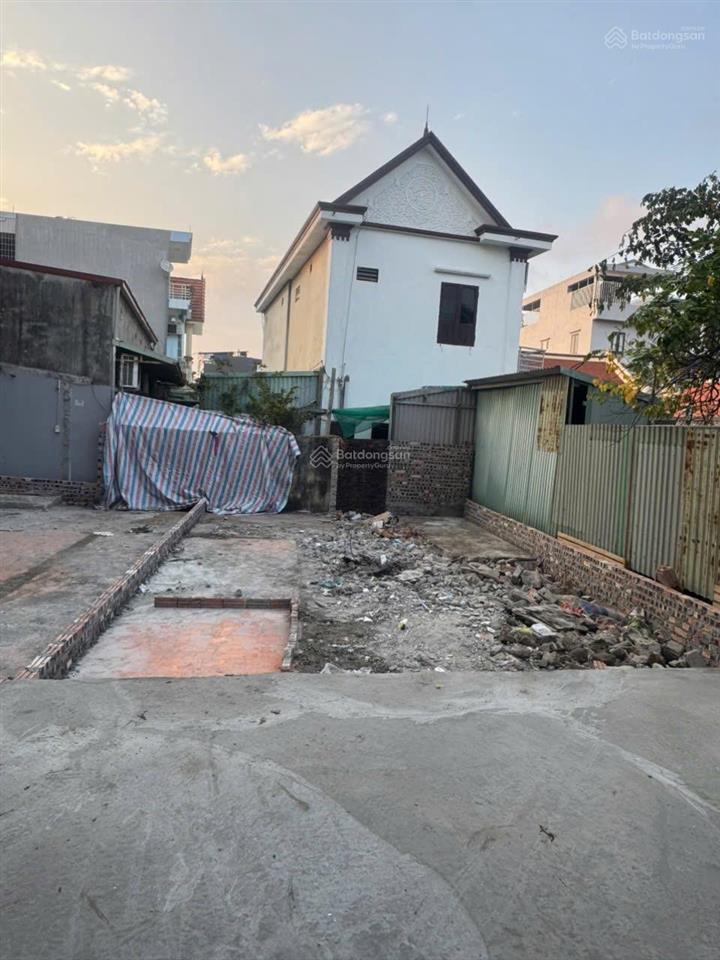 Chính chủ bán lô đất hiếm có gần sát mặt đường hạ đoạn 2